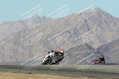 media/Dec-01-2025-Moto Forza (Mon) [[2daa91e15f]]/1-Advanced Group/Session 4 Turn 9/